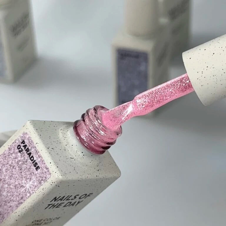 NAILSOFTHEDAY Gel Polish Paradise 02 — ніжно-рожевий гель–лак для нігтів, що перекриває в один шар, 10 мл