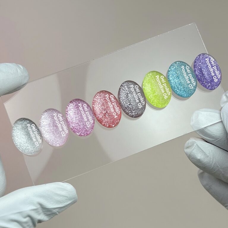 NAILSOFTHEDAY Gel Polish Paradise 04 — коралово-рожевий гель–лак для нігтів, що перекриває в один шар, 10 мл