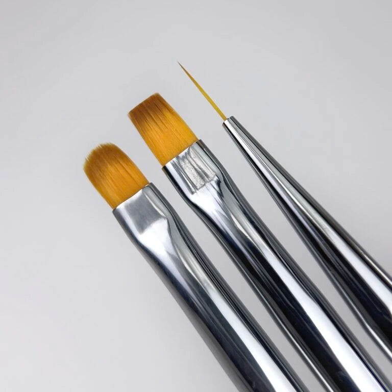 Набір пензлів Nail Art Brush від Nailsofthenight — лайнер 10 мм, квадрат та овал зі зручною прозорою ручкою з переливаючим ефектом