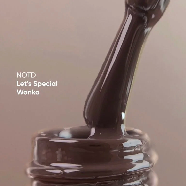 NAILSOFTHEDAY Gel Polish Wonka — коричневий гель-лак, що перекривається в один шар, 10 мл