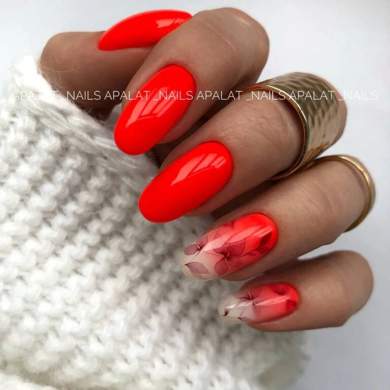 NAILSOFTHEDAY Gel Polish Candy — яскраво-насичений кораловий гель-лак, що перекривається в один шар, 10 мл