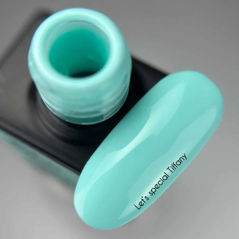NAILSOFTHEDAY Gel Polish Tiffany 257 — ніжно-бірюзовий гель-лак для нігтів, що перекриває в один шар, 10 мл