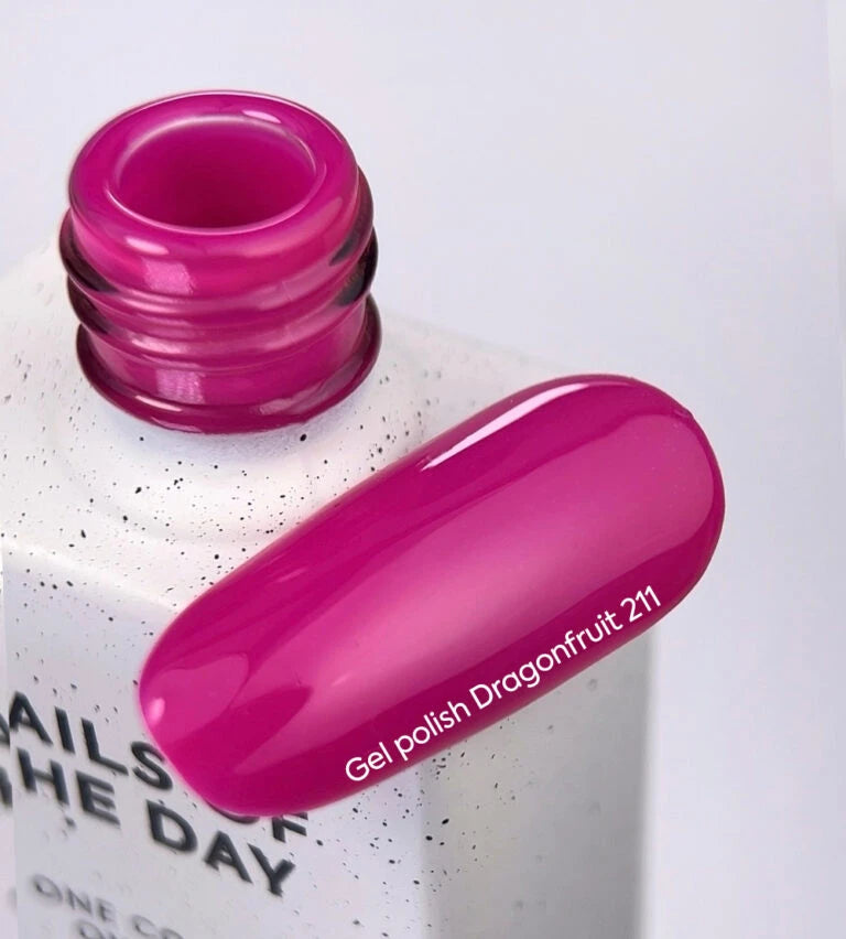 NAILSOFTHEDAY Gel Polish Dragonfruit — пурпурно-рожевий гель-лак, що перекривається в один шар, 10 мл