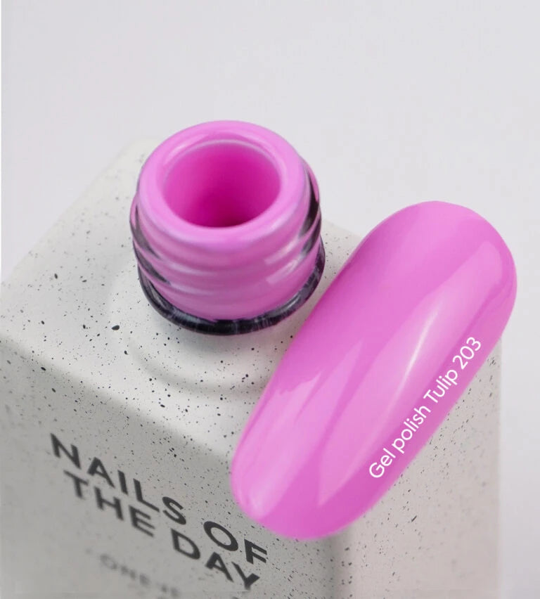 NAILSOFTHEDAY Gel Polish Tulip — холодний рожевий гель–лак для нігтів, що перекриває в один шар, 10 мл